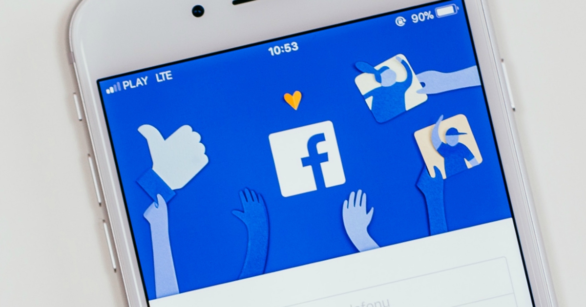 Facebook дозволить користувачам самостійно фільтрувати коментарі  