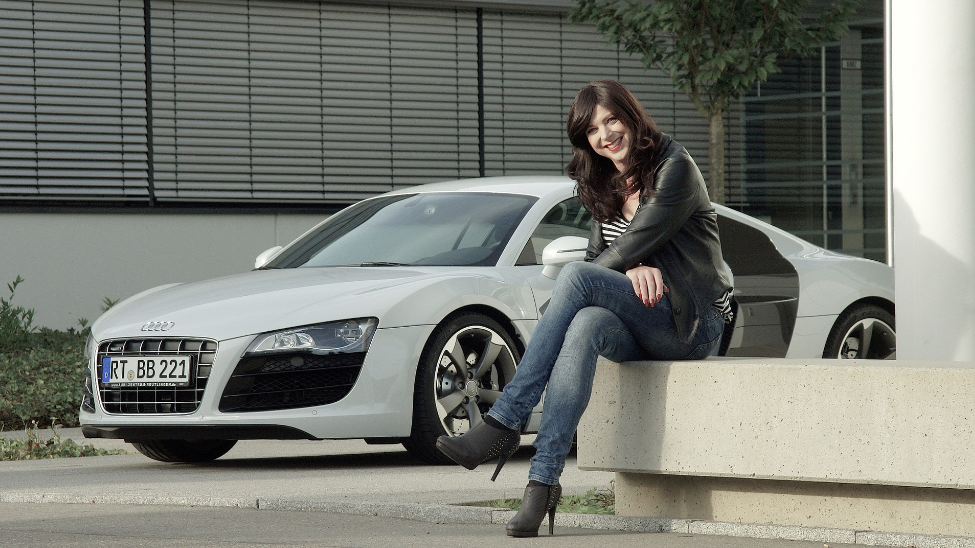Який автомобіль вибрати жінці: 10 моделей, які викличуть захоплення  