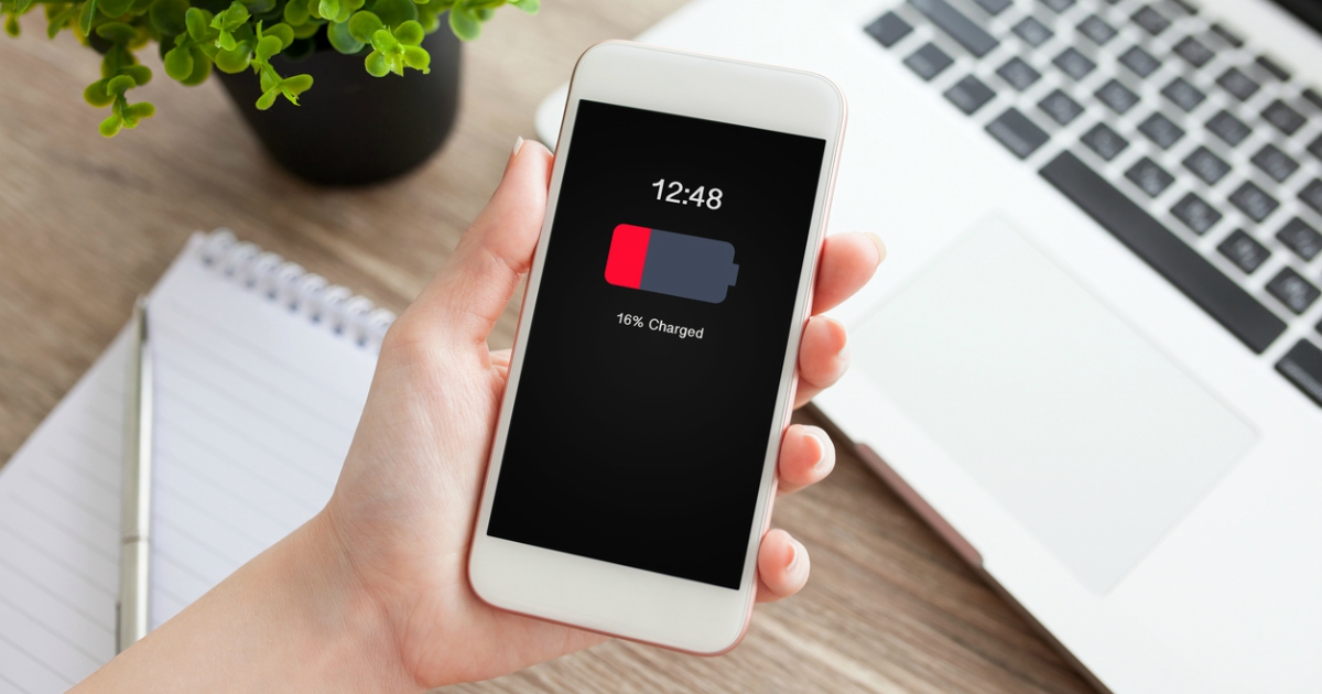 Як швидше зарядити телефон: 5 способів, які виручать у складній ситуації  