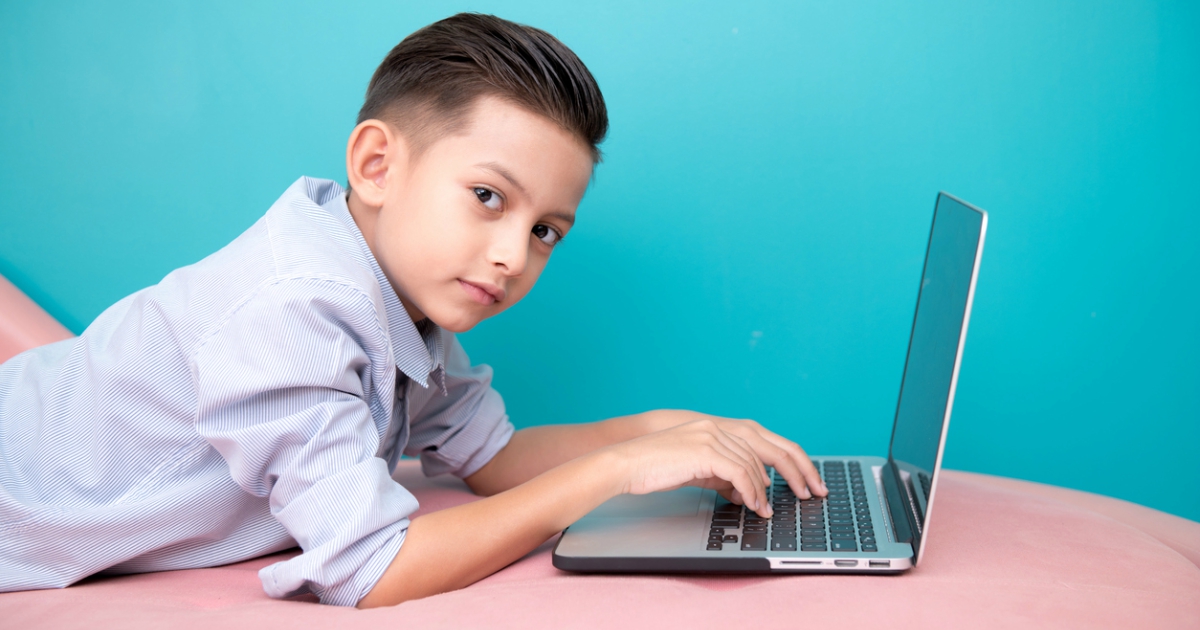 Топ кращих ноутбуків для дітей: як вибрати техніку для наймолодших  