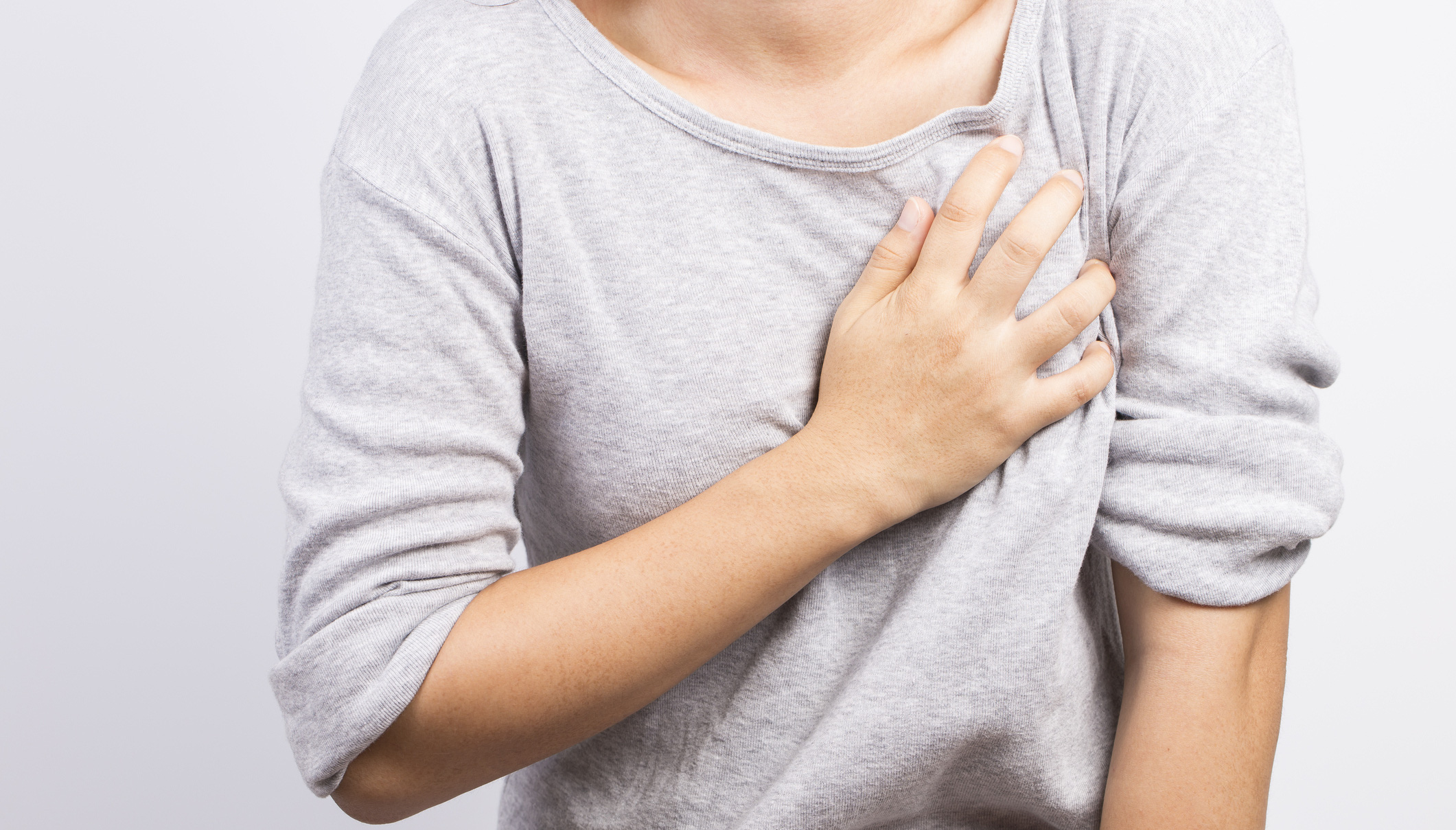 Чому болять груди після місячних: причини, через які варто турбуватися  