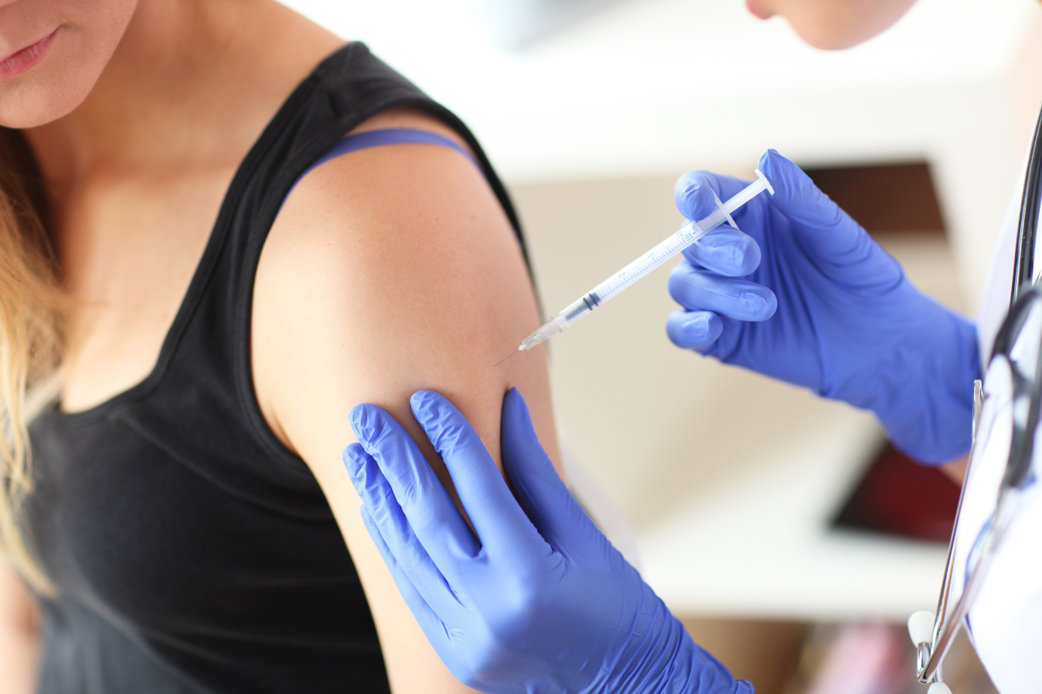 Які щеплення варто зробити у дорослому віці: гід по необхідних вакцин  