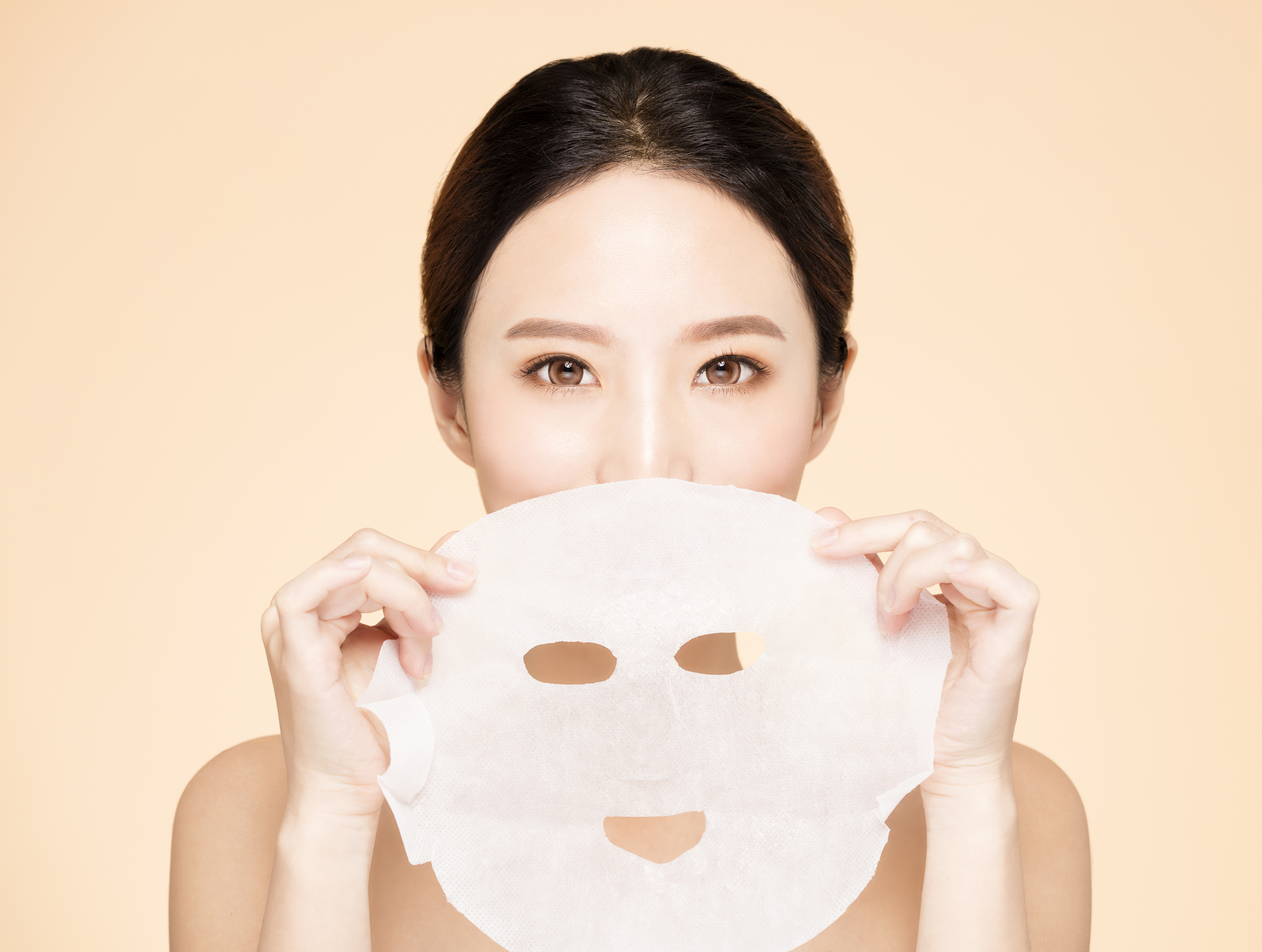 Популярні корейські маски, які дозволять переглянути процес догляду за шкірою  