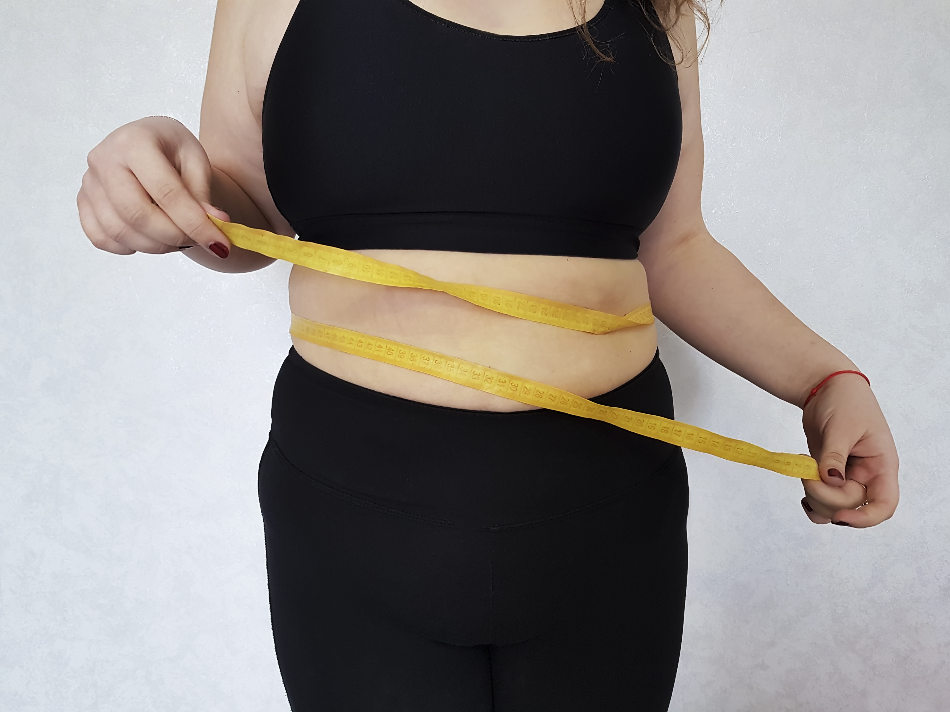 Як позбутися від жиру на животі без строгих дієт і виснажливого фітнесу  