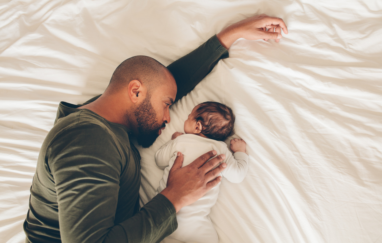 Чоловік, а не тато: як чоловікові не втратити себе у стосунках після народження дитини  