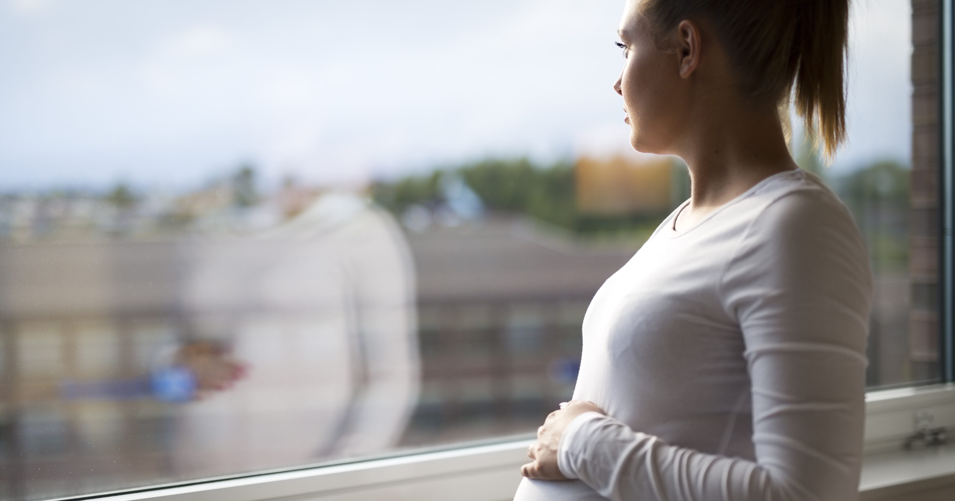 Дослідження, яке пояснює зростання рівня депресії у сучасних вагітних жінок  