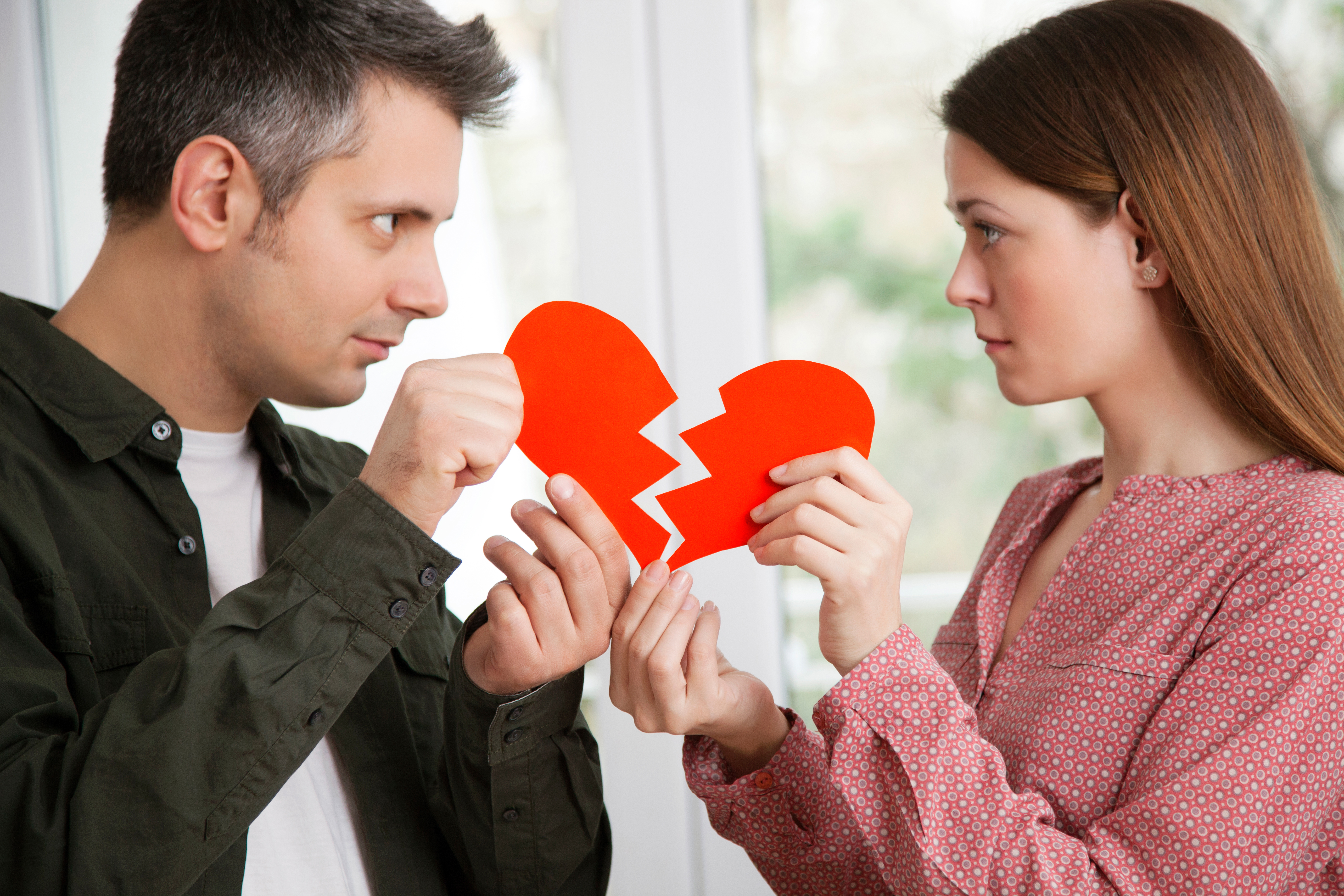 6 ознак, що відносинам не потрібно давати другий шанс  