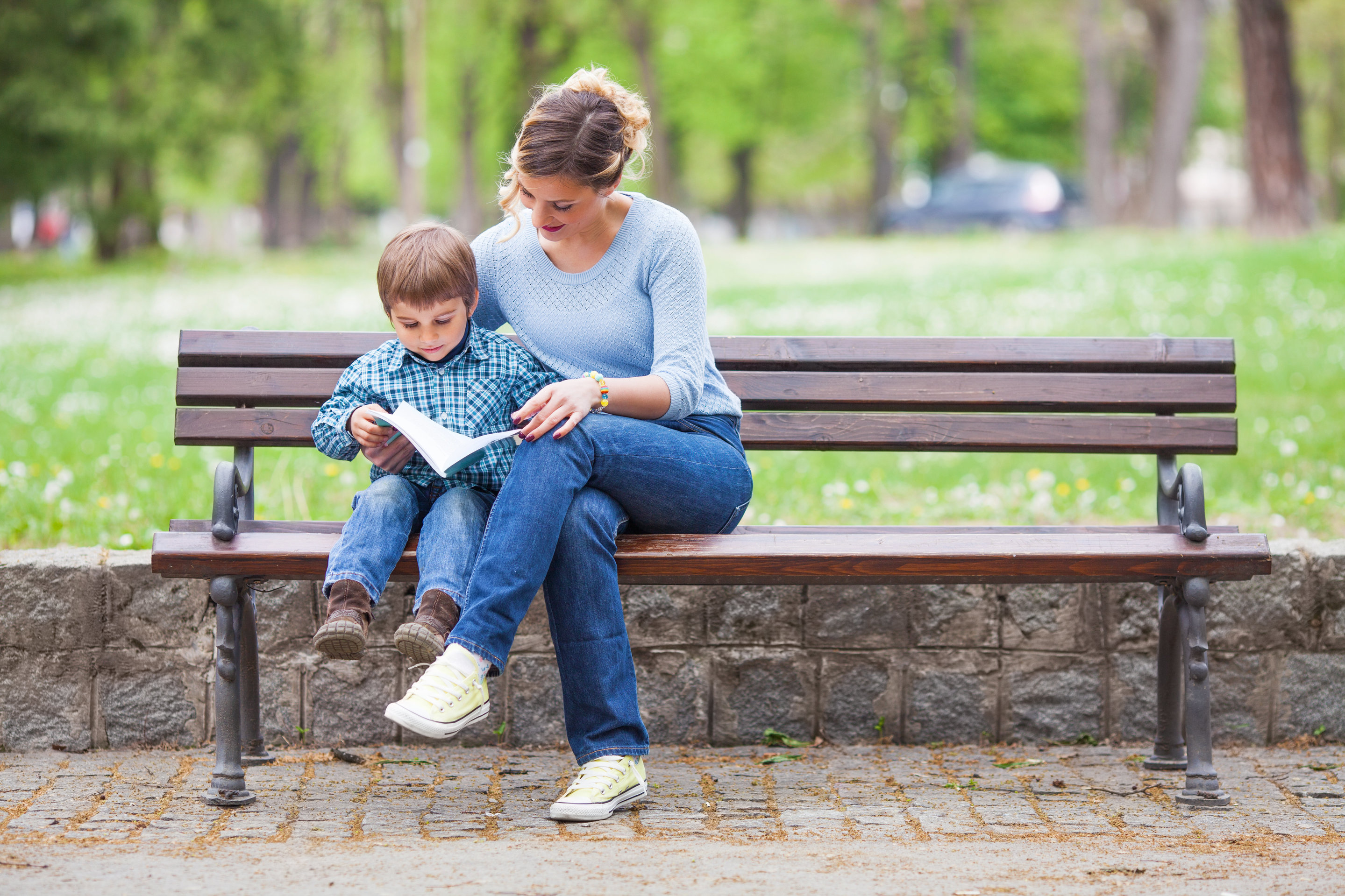 Читання вголос дітям сильно впливає на їх поведінку і увагу. Ось яким чином  