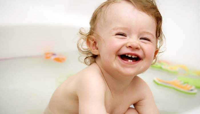 6 способів, які допоможуть прорізуванню зубів у дитини  
