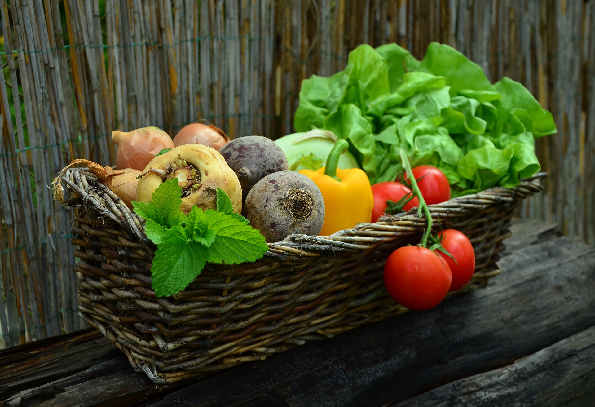 Як нарізка овочів впливає на свіжі овочі  