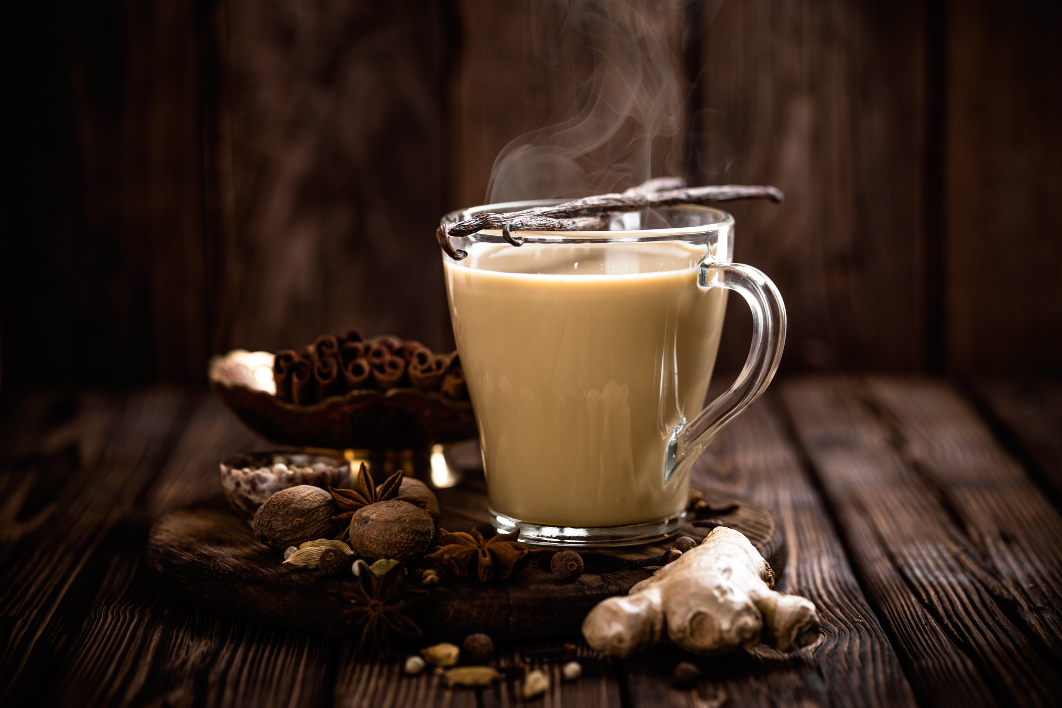 Масала-чай: 4 рецепта зігріваючого напою зі спеціями  