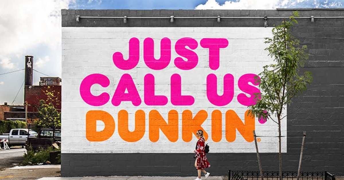 R. I. P. пампушків. Знаменита кавова мережа світу Dunkin&#039; Donuts вирішила змінити назву  