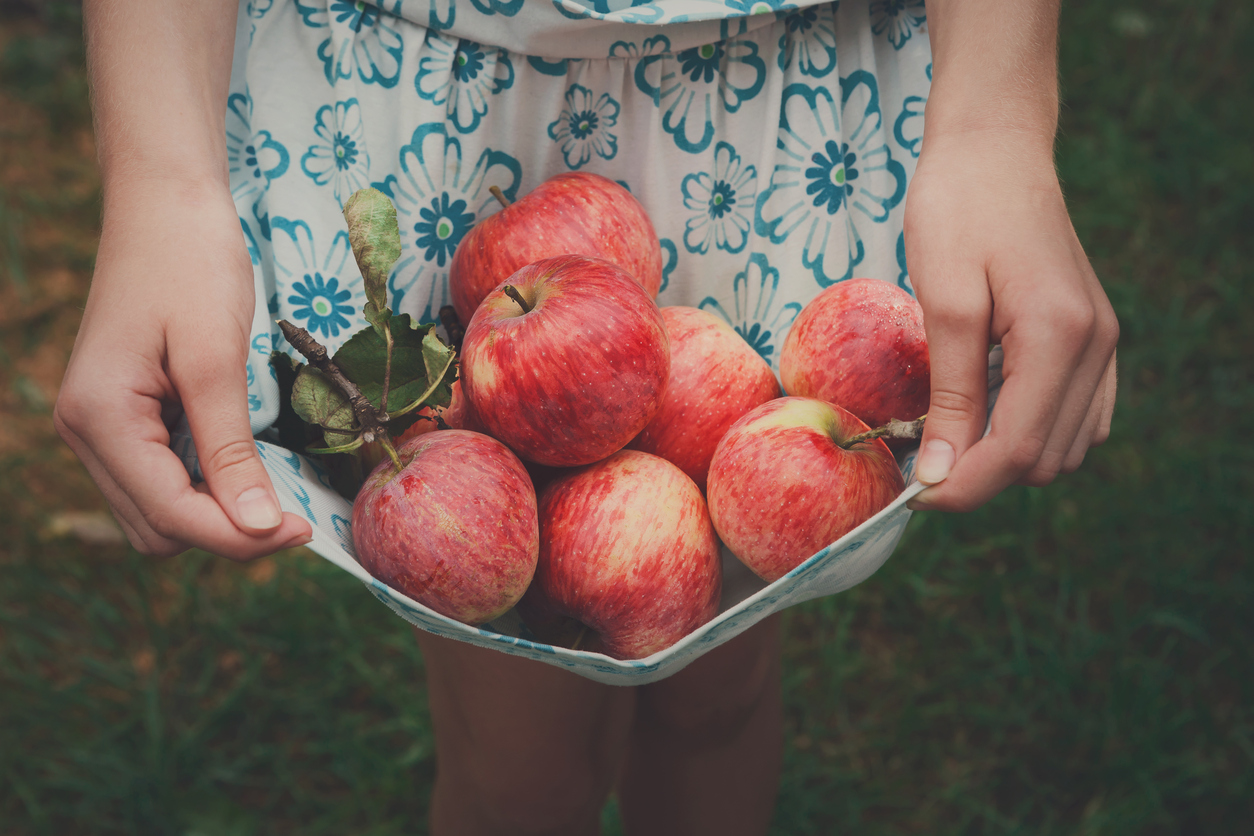 3 рецепта яблучного смузі для корисних перекусів  