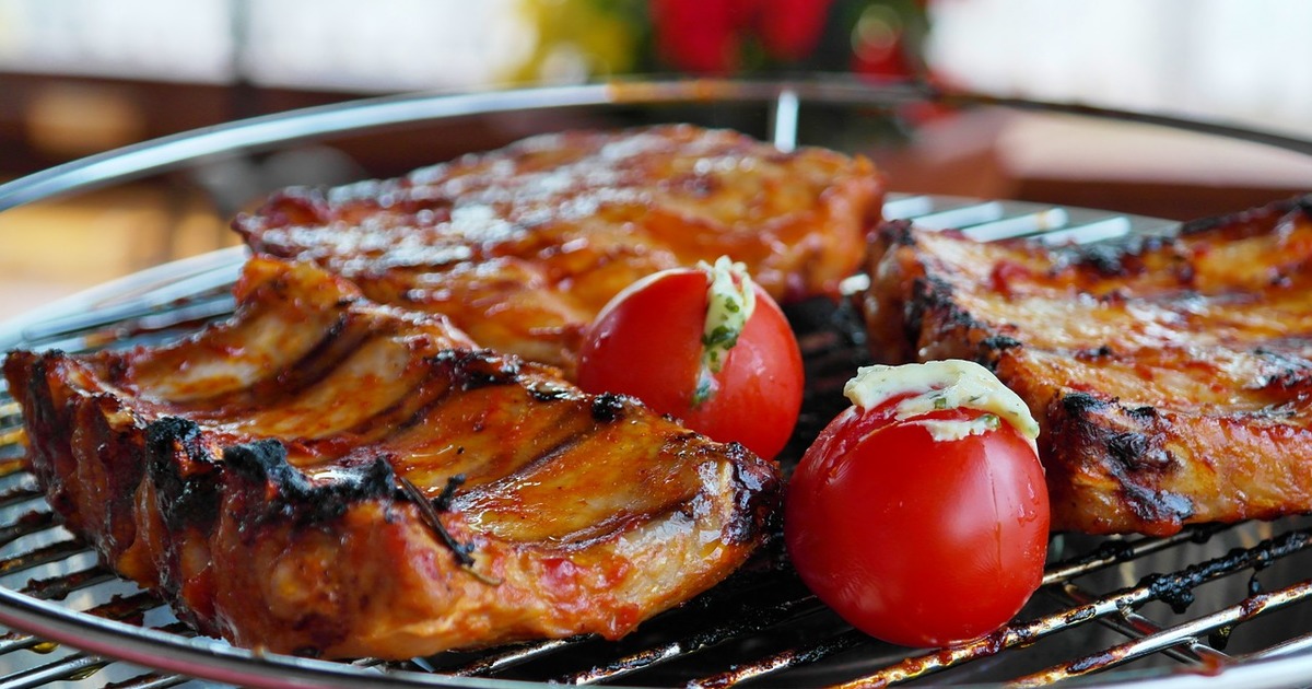 8 порад від шеф-кухарів, як ідеально приготувати м'ясо  