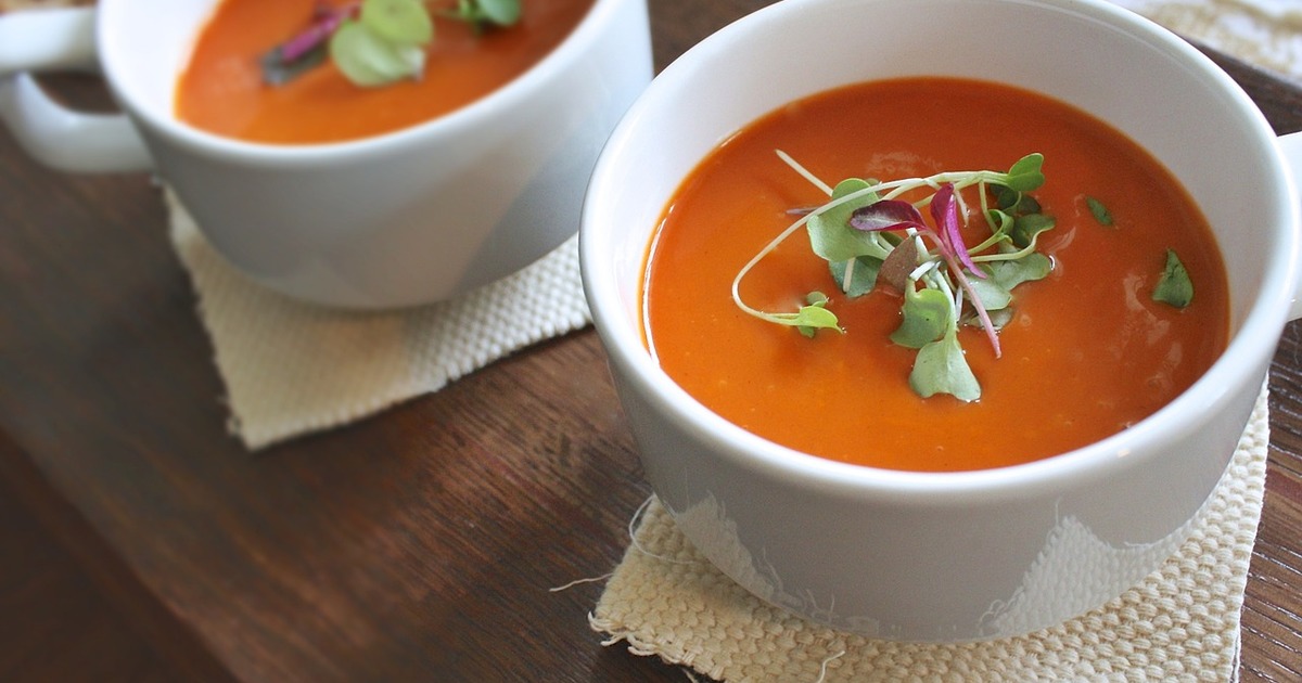 3 рецепта холодного супу, які варто приготувати цим літом  
