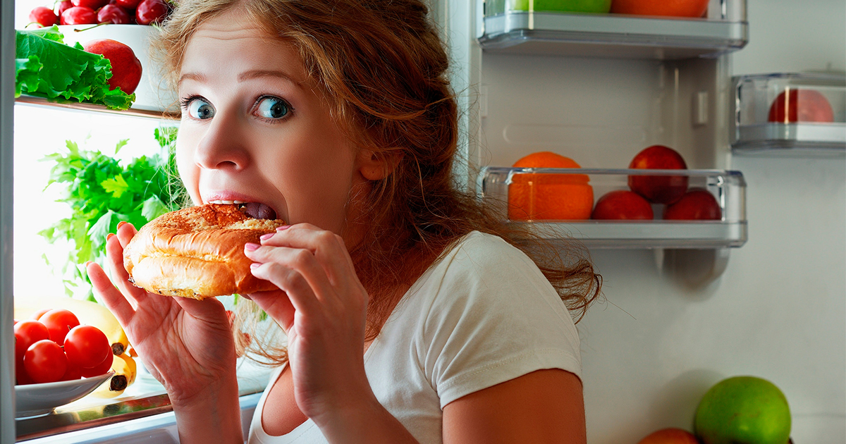 10 харчових звичок, з-за яких всі повніють  